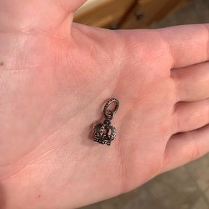 Pandora dangle crown charm